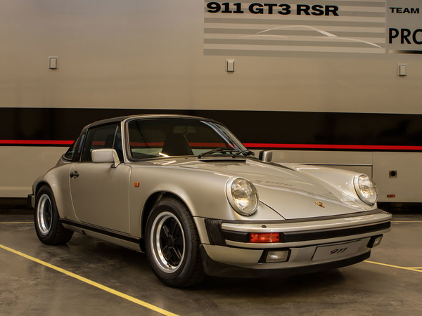 Porsche 911 3.2 Targa (1986)